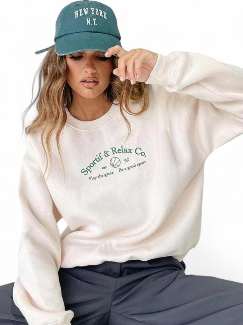 Princess Polly Women's Cream Sweatshirt